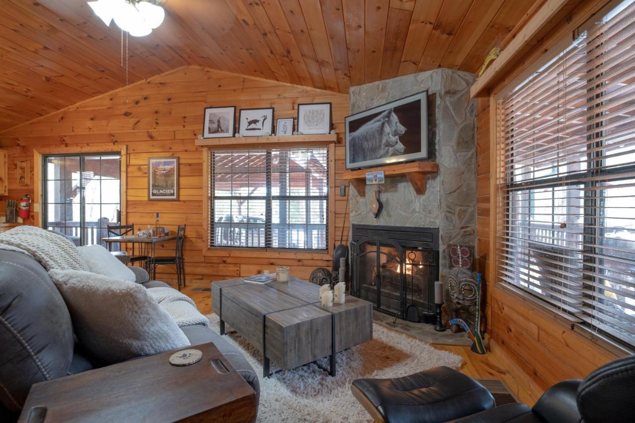 Three Dog Night - Pet-Friendly Cabin With Hot Tub Villa Blue Ridge Eksteriør bilde