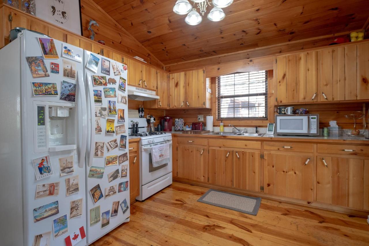 Three Dog Night - Pet-Friendly Cabin With Hot Tub Villa Blue Ridge Eksteriør bilde